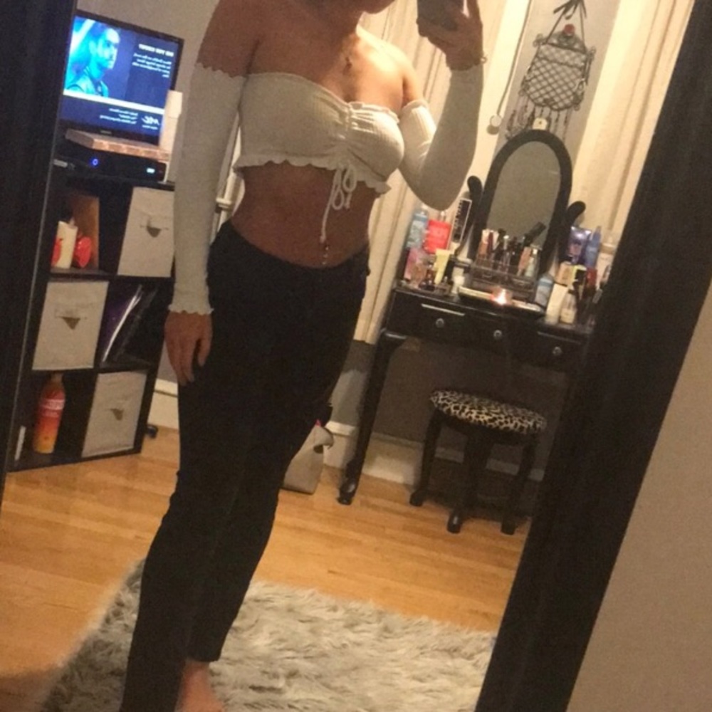 Fashion Nova off the shoulder crop top!!!